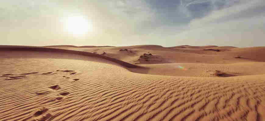 esercizio uomo nel deserto
